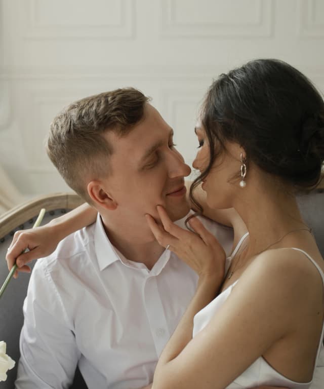 We Loved Our Tiny Wedding. Here’s Why A Small Wedding Might Be Right For You Too