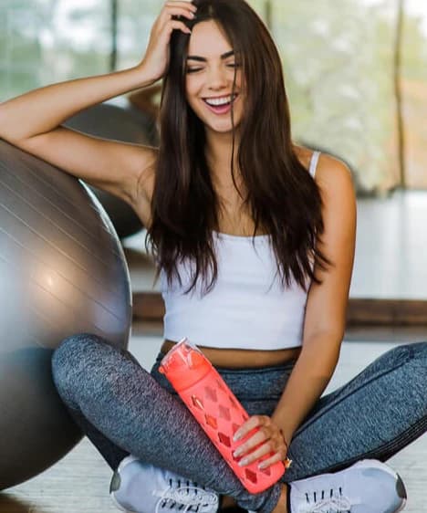 10 Ways To Stay Fit In College Like "That Girl"