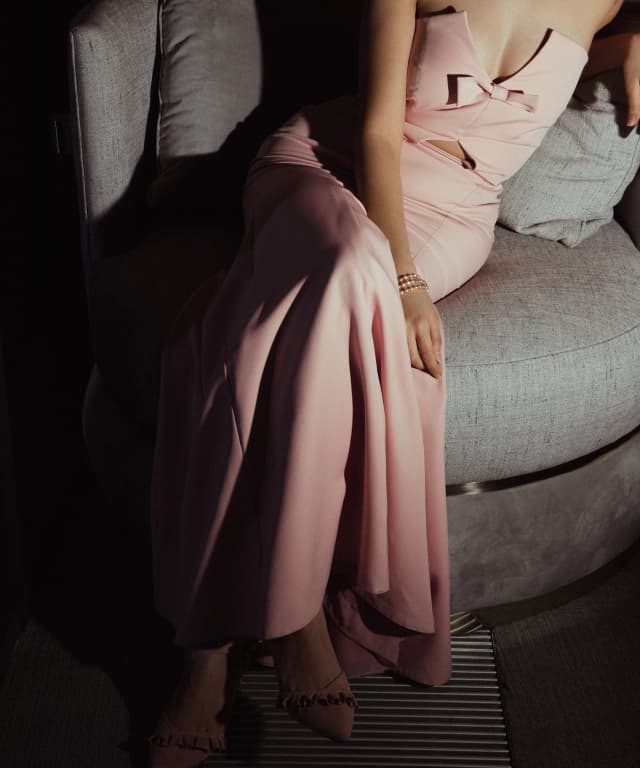 The Shamelessly Shallow Guide On How To Be A Trophy Wife