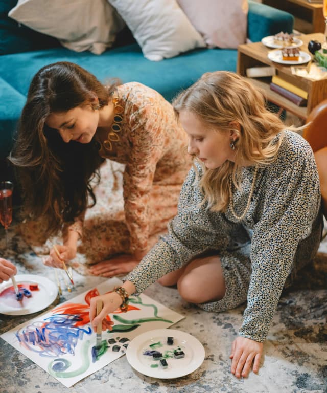 15 Feminine DIY Projects For Your Next Girls’ Night In