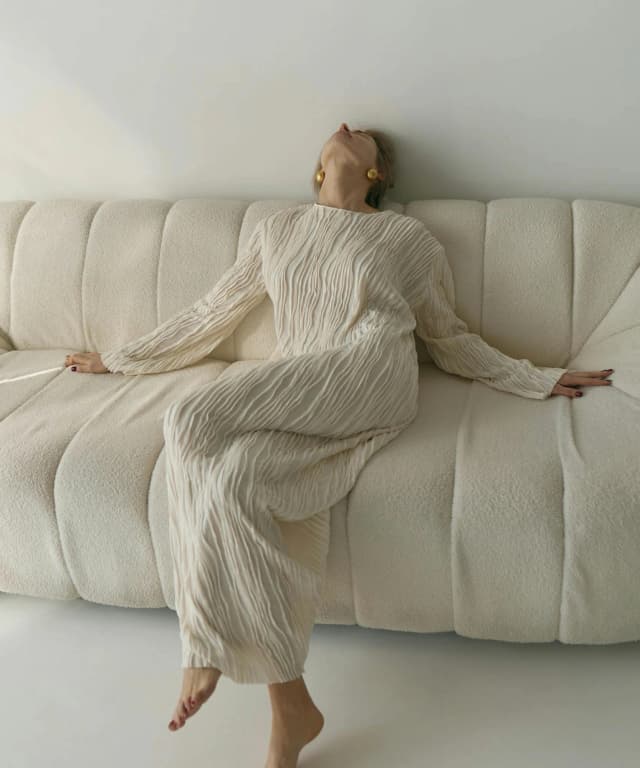 Why You Should Throw Out Your Polyester (And What To Replace It With)