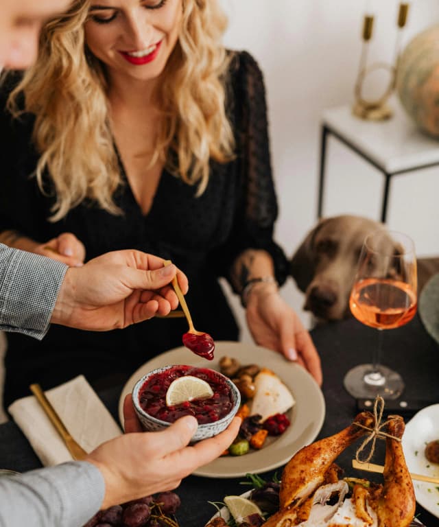 10 Thanksgiving Recipes Every 30-Something Woman Should Know How To Make