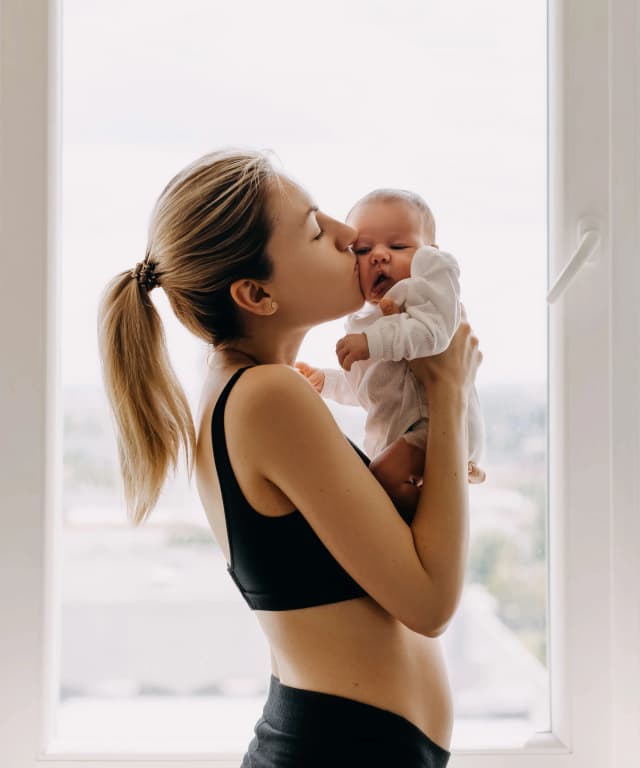 20 Common But Rude Questions To Stop Asking First Time Moms