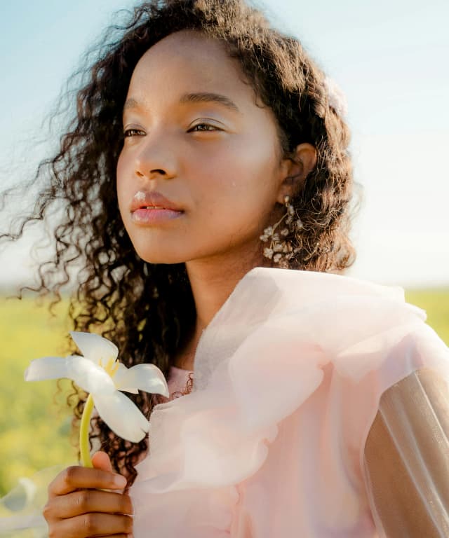 4 Qualities Of An Irresistible Woman