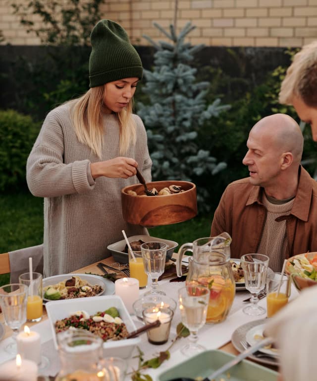 9 Questions We Need To Stop Asking At Thanksgiving